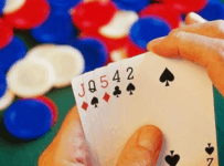 Chia sẻ đến người chơi cách chơi cực hay từ những cao thủ Poker